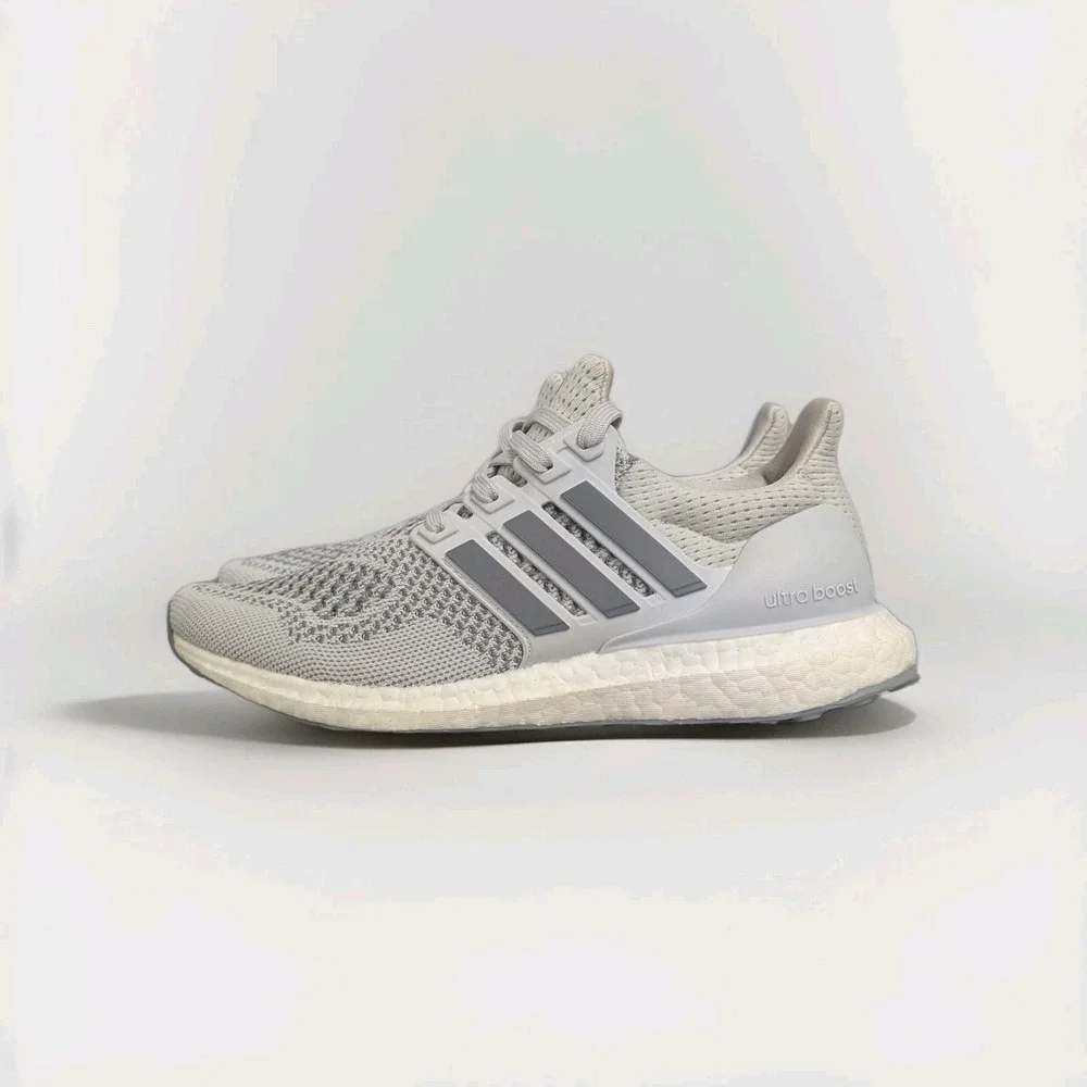 Adidas Ultraboost 1.0 Women 6.5‎ Gray